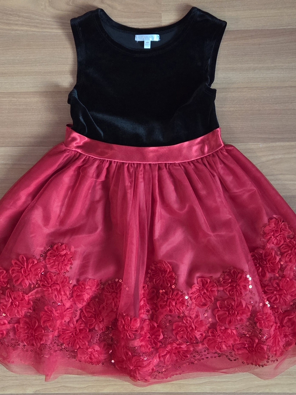 Tahari, 6x Girls, Holiday Velour and Tulled Dress with Ribboned Flowers